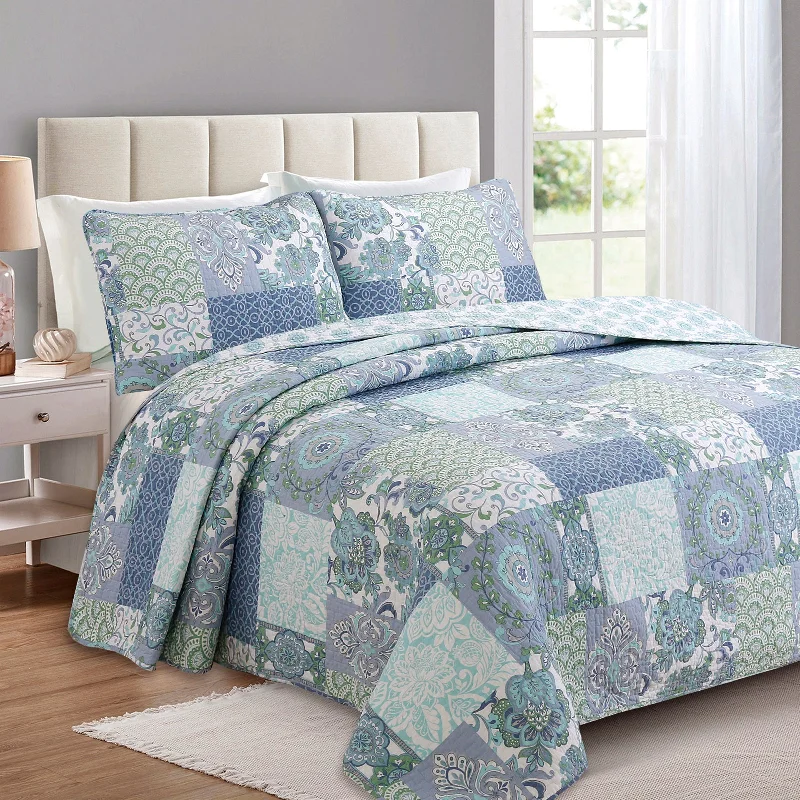 Windfall Blue Print Patchwork Cotton Reversible Quilt Bedding Set