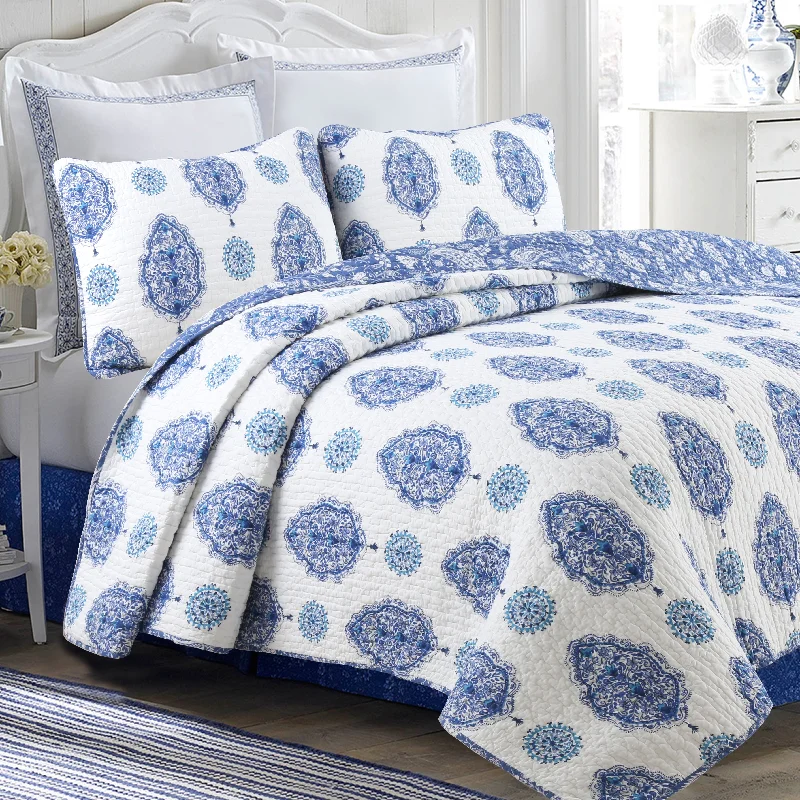 Hittle Cotton 3-Piece Reversible Quilt Bedding Set