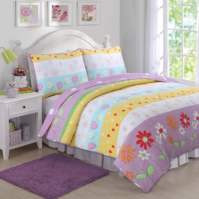 Flower Garden Heart Girl Print Reversible Quilt Bedding Set