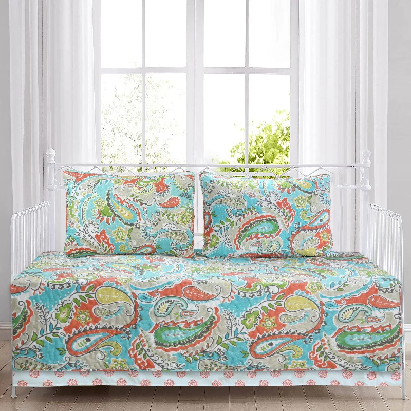 Mirage Paisley Reversible DayBed Quilted Bedding Set