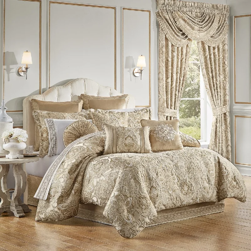 J. Queen New York Sandstone Comforter Set