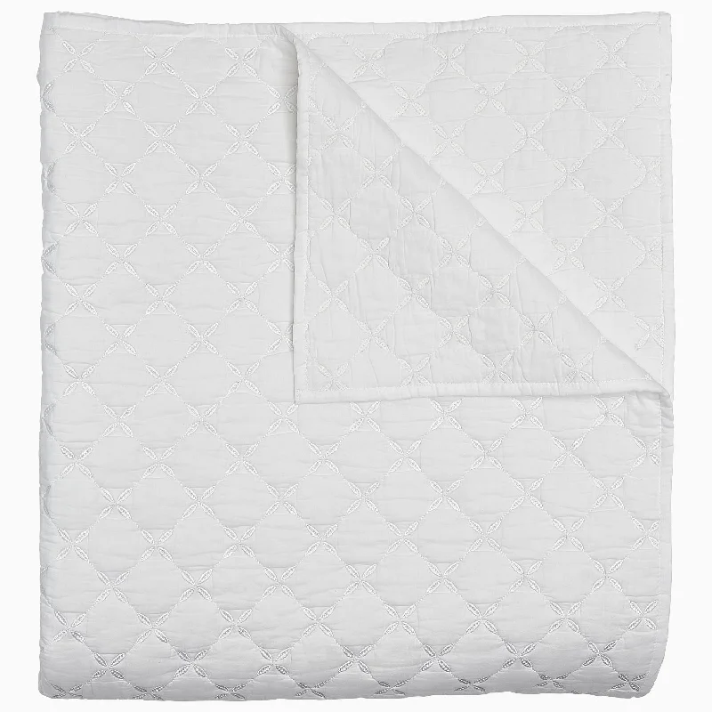 Layla White Quilt