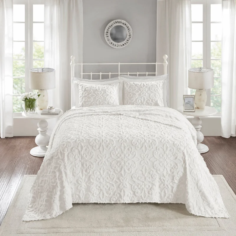 Madison Park Sarah Cotton 3-piece Oversized Tufted Chenille Bedspread Quilt Set