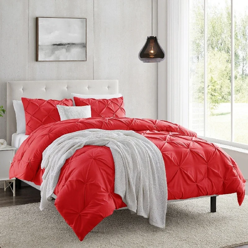 Pleat Style Comforter with Shams