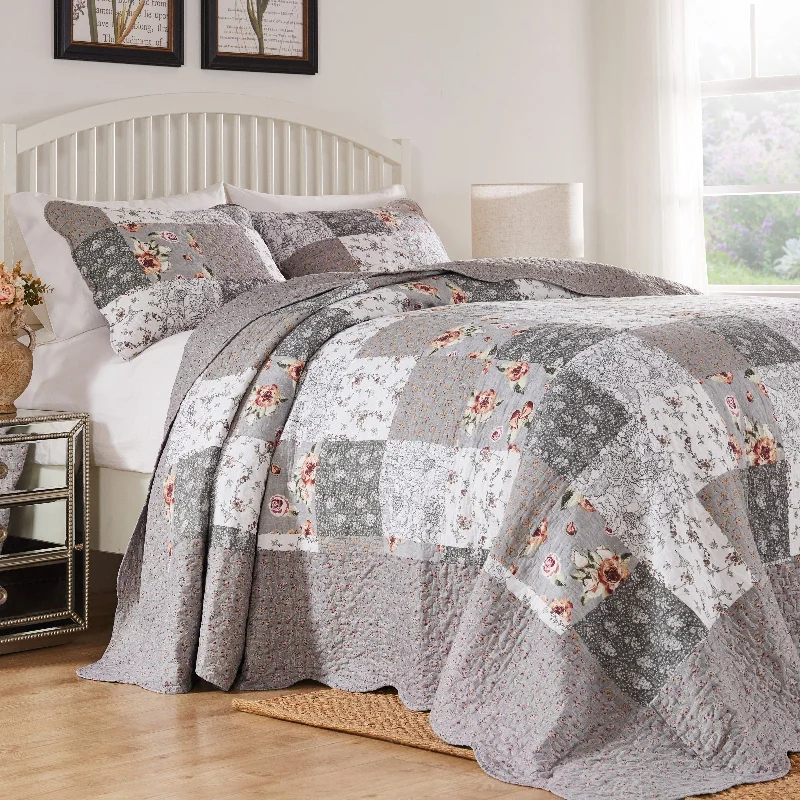 The Gray Barn Spring Arrow Reversible Floral Cotton Quilt Set